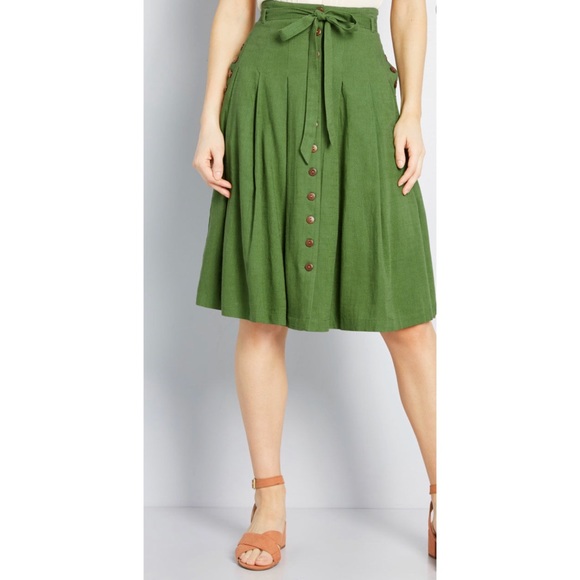 Modcloth Dresses & Skirts - ModCloth Bring To Life Green Pleated Flare Skirt